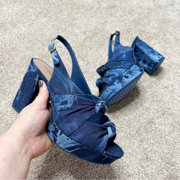AEROSOLES Aware Nadia Denim Blue Platform Sandals Heels Size 8.5 - Picture 1 of 7